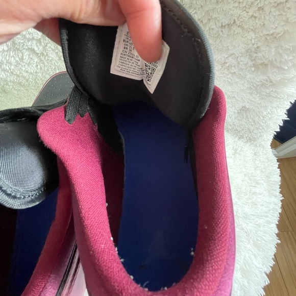 Nike Womens Air Jordan Low SE - Picture 2 of 12